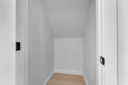 Thumbnail 33