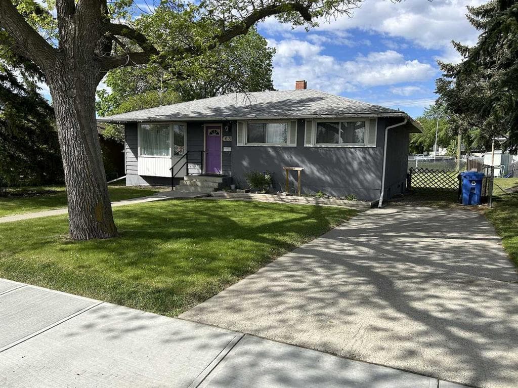 3-bed Detached for sale at 639 Thornhill Drive NW, Calgary