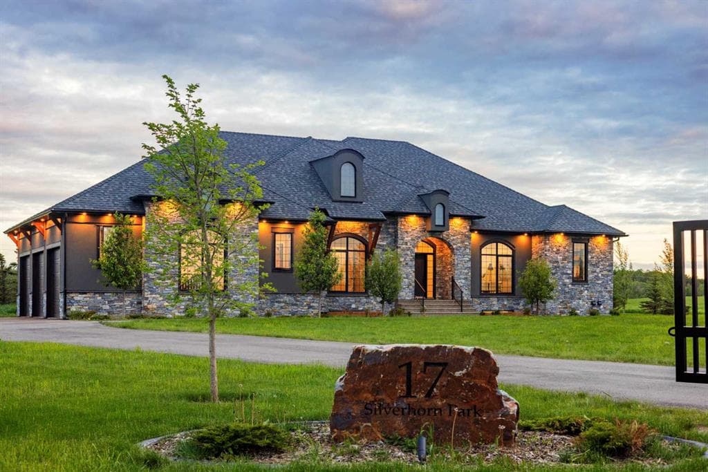 5-bed Detached for sale at 17 Silverhorn Park, Rural Rocky View County