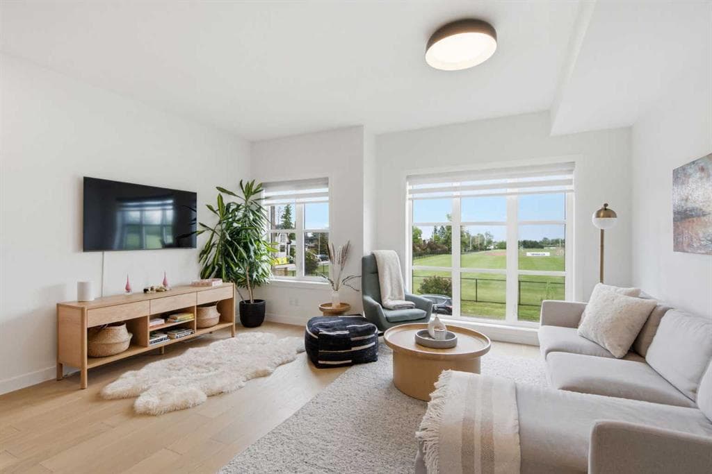 3-bed Townhouse for sale at 5111 19 Street SW, Calgary