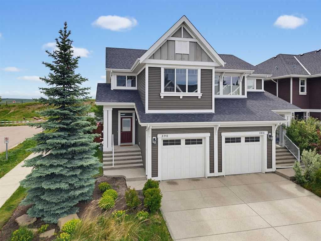 4-bed Semi-detached for sale at 590 River Heights Crescent, Cochrane
