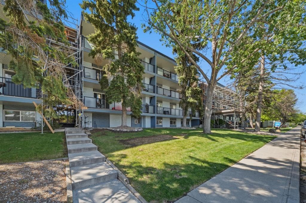 2-bed Apartment for sale at 401, 617 56 Avenue SW, Calgary