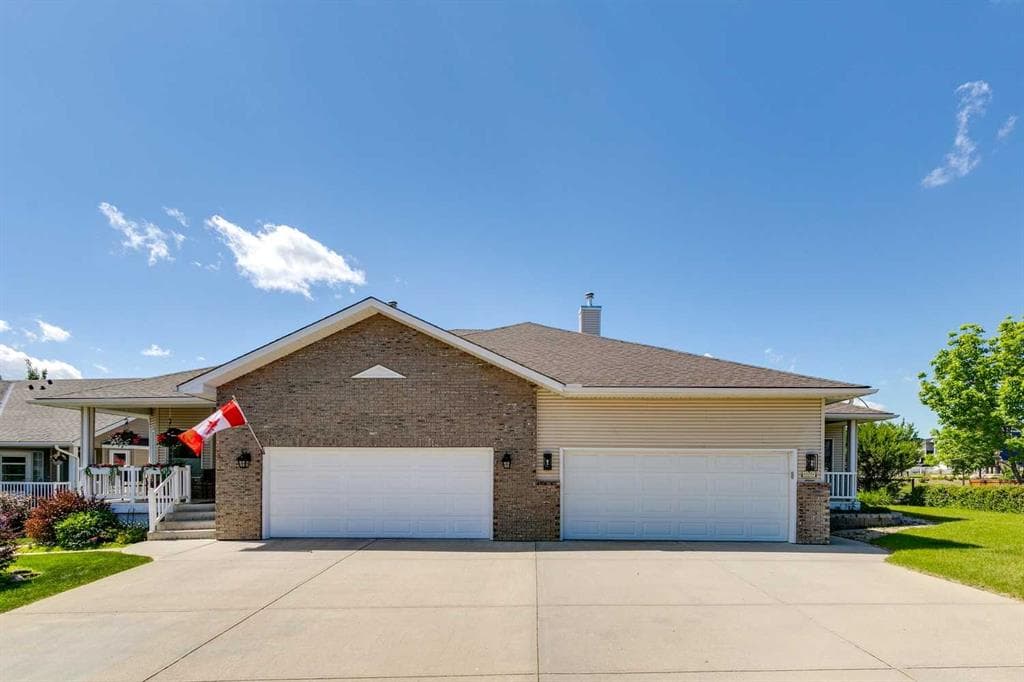 2-bed Semi-detached for sale at 101 Sandstone Court, Okotoks