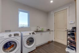 Thumbnail 16