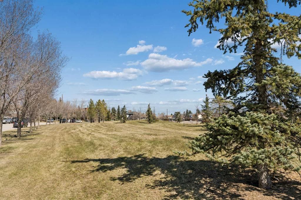 4-bed Detached for sale at 8011 Huntington Street NE, Calgary