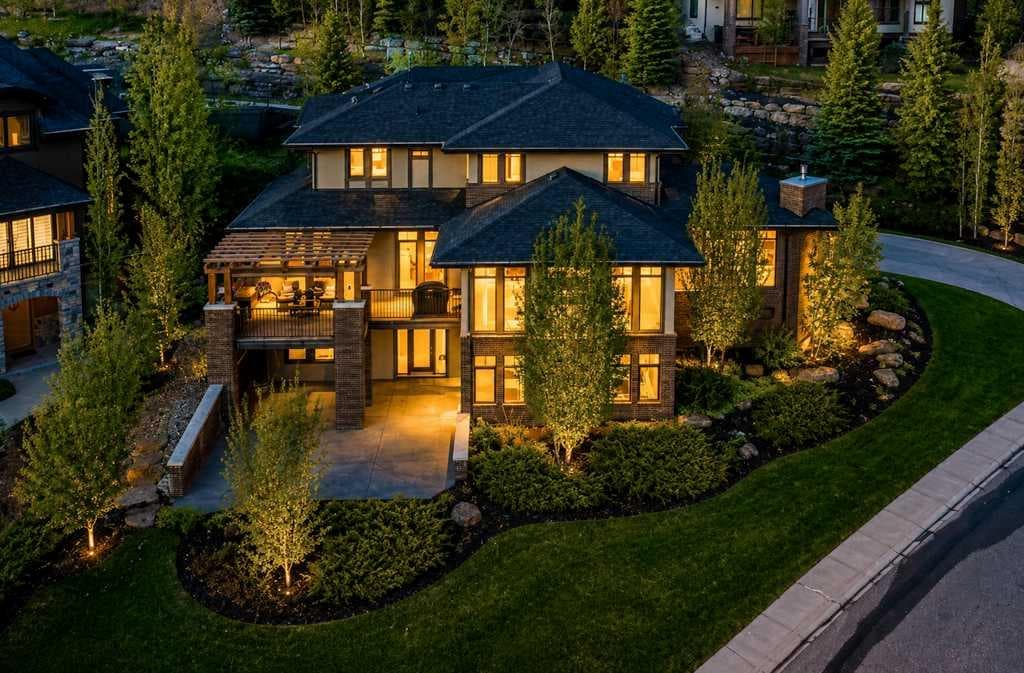 5-bed Detached for sale at 16 Spring Valley Way SW, Calgary