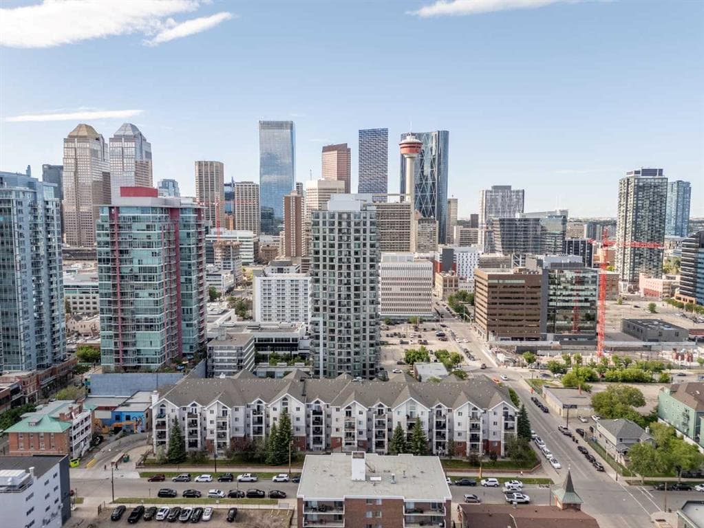 2-bed Apartment for sale at 121, 126 14 Avenue SW, Calgary