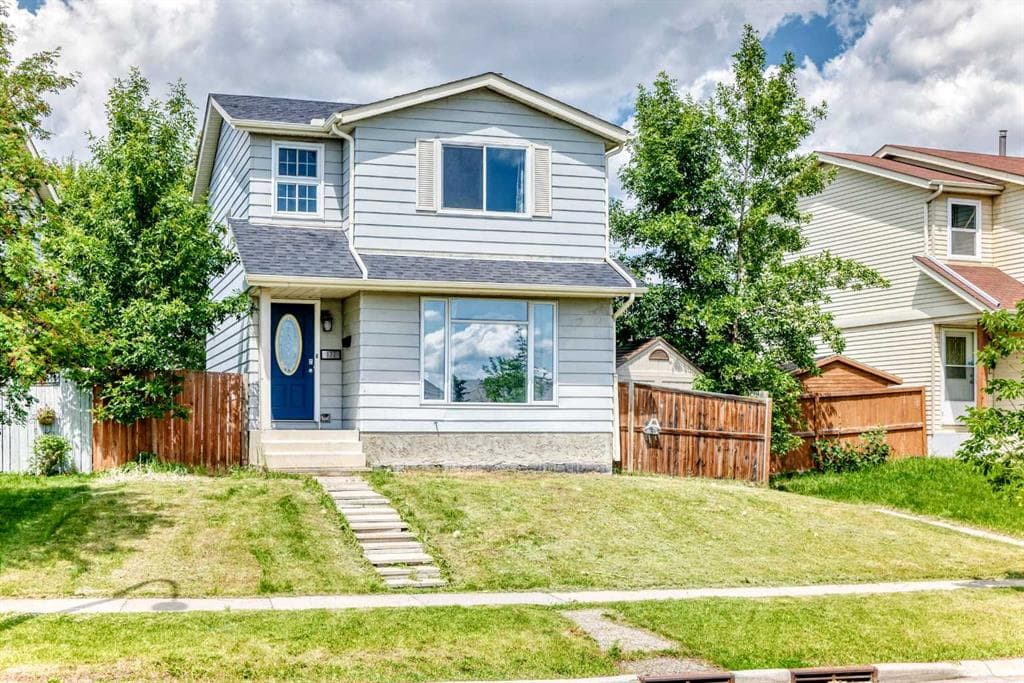 3-bed Detached for sale at 171 Erin Woods Drive SE, Calgary
