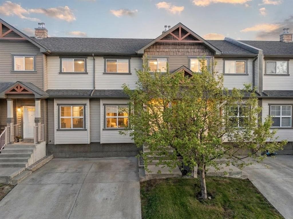 3-bed Townhouse for sale at 235 Ranch Ridge Meadow, Strathmore