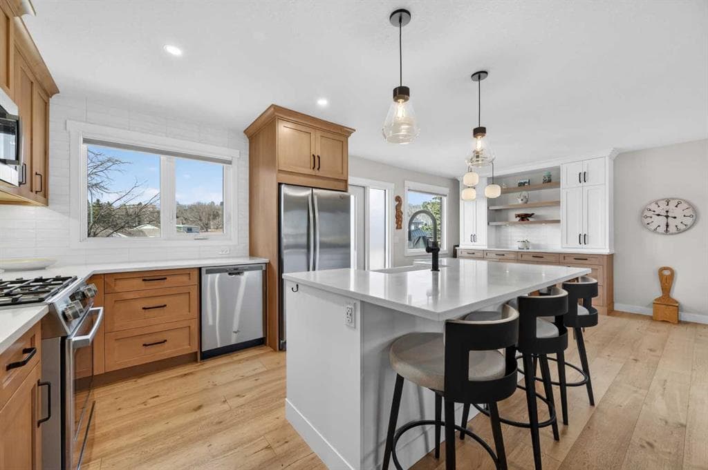 3-bed Detached for sale at 8927 48 Avenue NW, Calgary