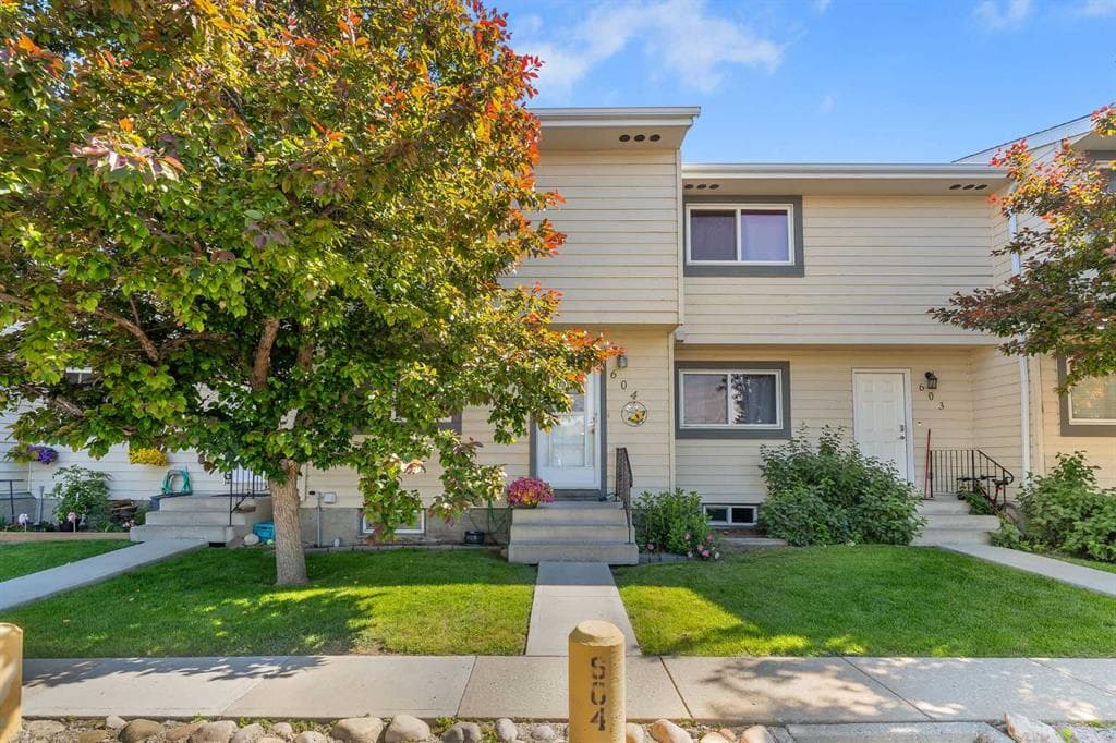 3-bed Townhouse for sale at 604, 600 Allen Street SE, Airdrie