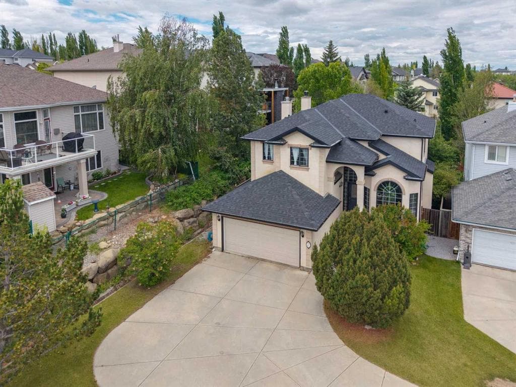 4-bed Detached for sale at 27 Valley Creek Bay NW, Calgary