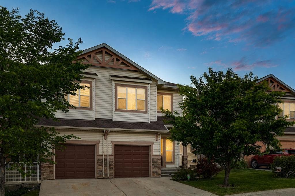 3-bed Townhouse for sale at 267 Sunset Point, Cochrane