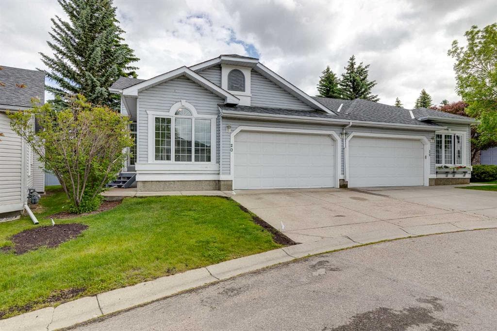 3-bed Semi-detached for sale at 20 Douglasview Park SE, Calgary
