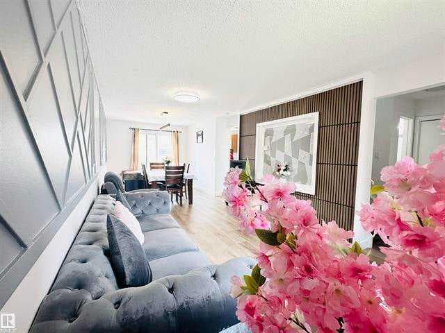 3-bed Semi-detached for sale at 40 PINECLIFF Close NE, Calgary