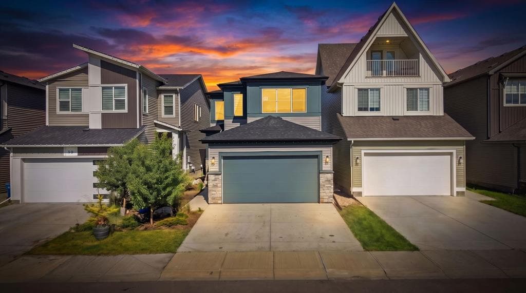 4-bed Detached for sale at 82 Belvedere Green SE, Calgary