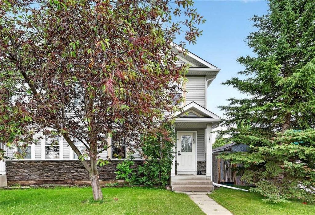3-bed Semi-detached for sale at 39 Bridlewood Avenue SW, Calgary
