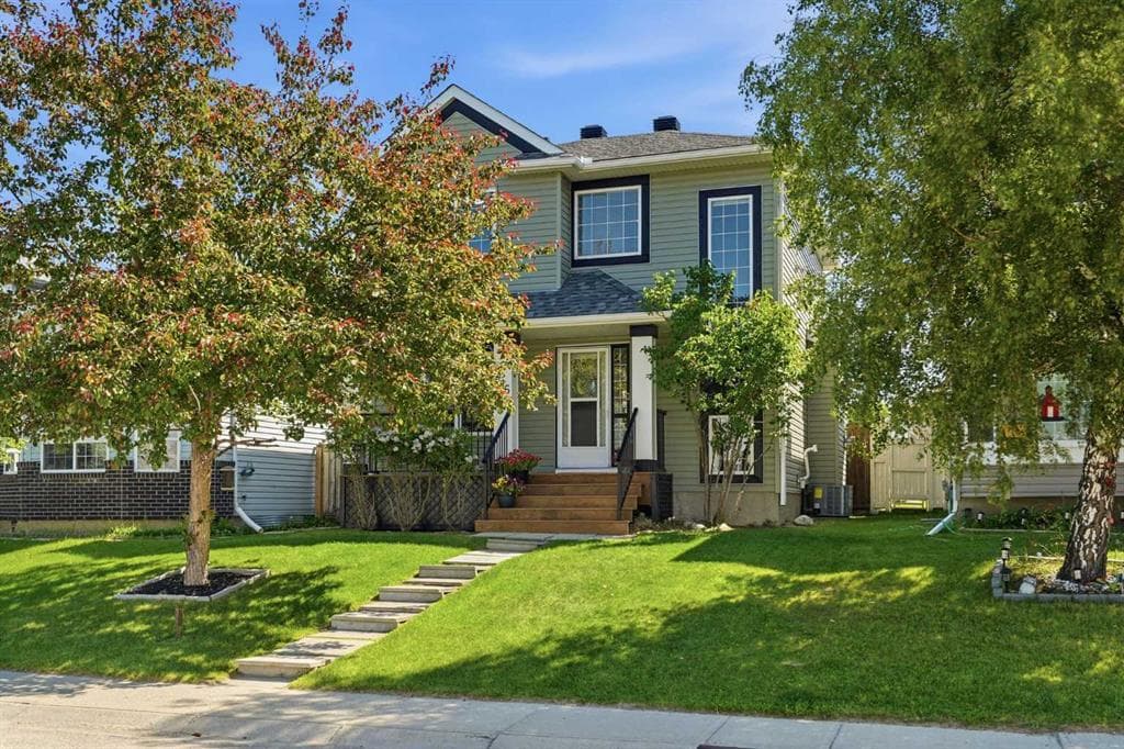 3-bed Detached for sale at 316 Harvest Rose Circle NE, Calgary