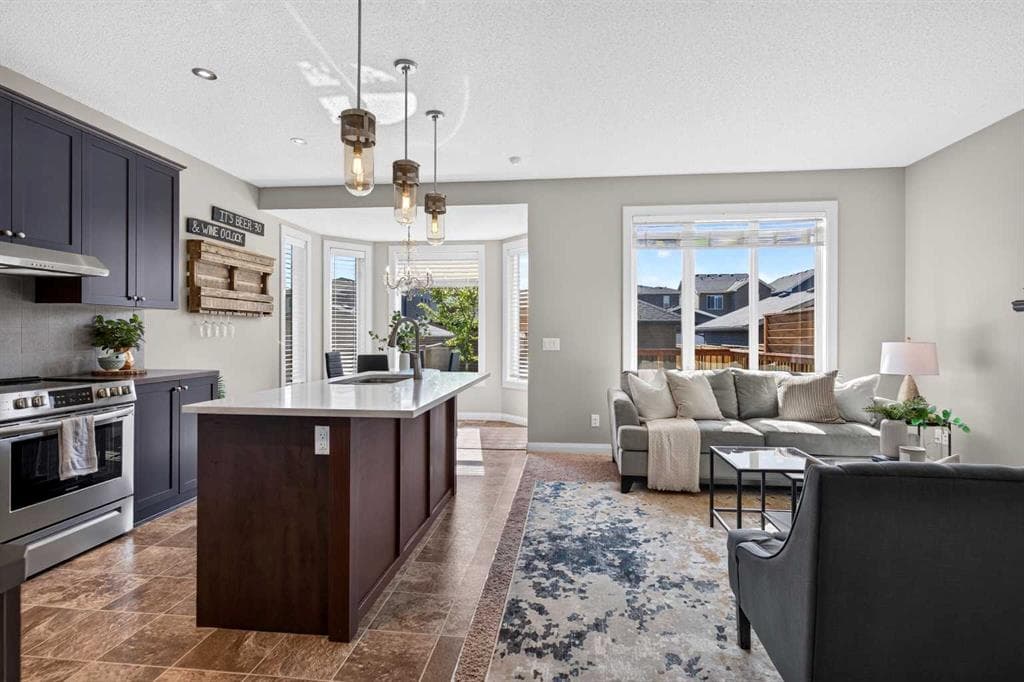 3-bed Detached for sale at 2457 Ravenswood View SE, Airdrie