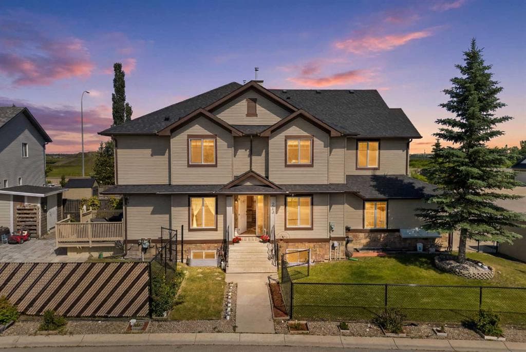 5-bed Semi-detached for sale at 202 Silverado Range Place SW, Calgary