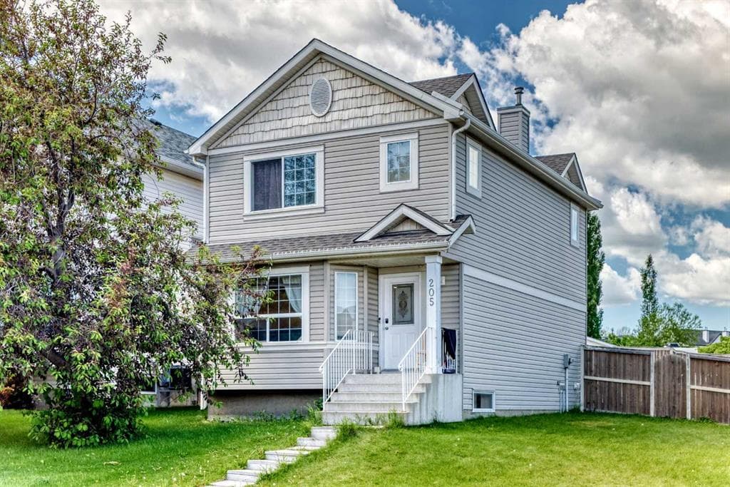 4-bed Detached for sale at 205 Hidden Hills Place NW, Calgary
