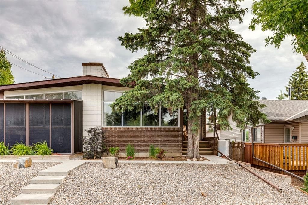 3-bed Semi-detached for sale at 2144 Chilcotin Road NW, Calgary