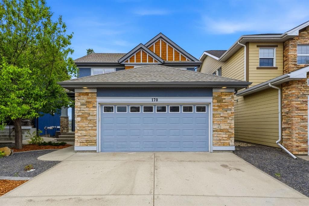 4-bed Detached for sale at 170 Panamount Road NW, Calgary