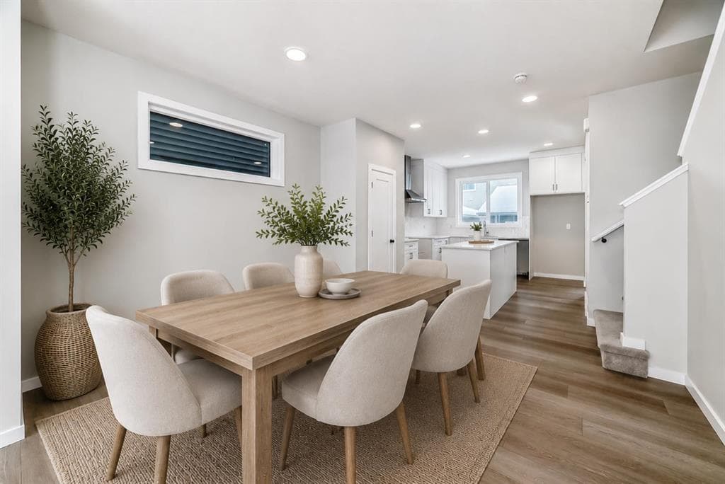 3-bed Townhouse for sale at 20612 Sheriff King Street SW, Calgary