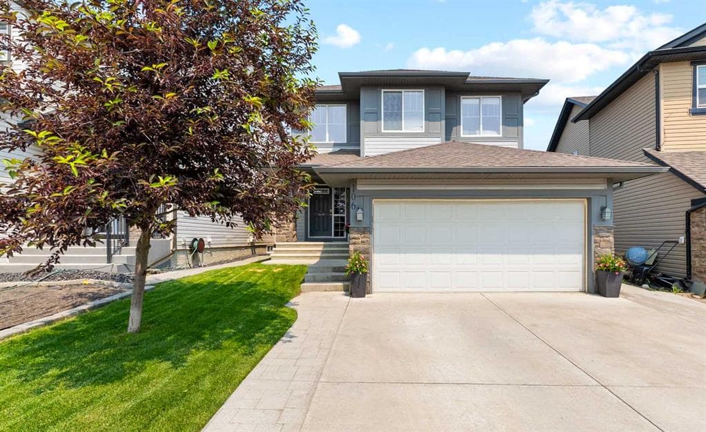 4-bed Detached for sale at 106 Morningside Circle SW, Airdrie