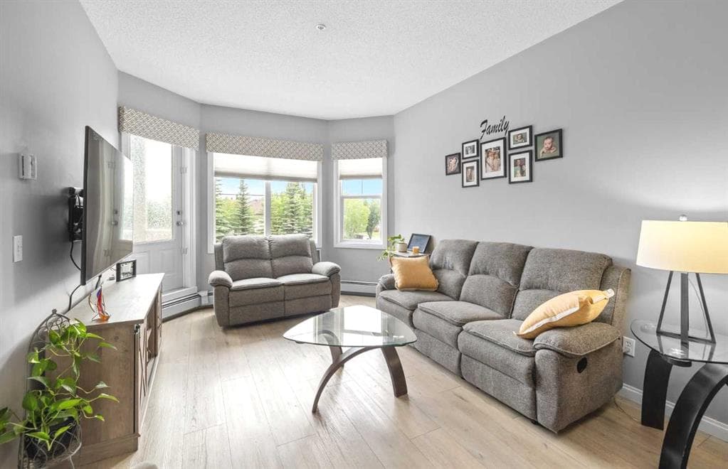 2-bed Apartment for sale at 220, 8 Prestwick Pond Terrace SE, Calgary