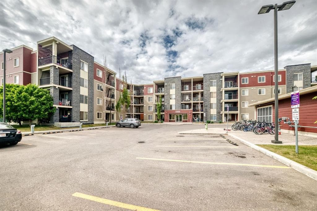 1-bed Apartment for sale at 106, 5 Saddlestone Way NE, Calgary