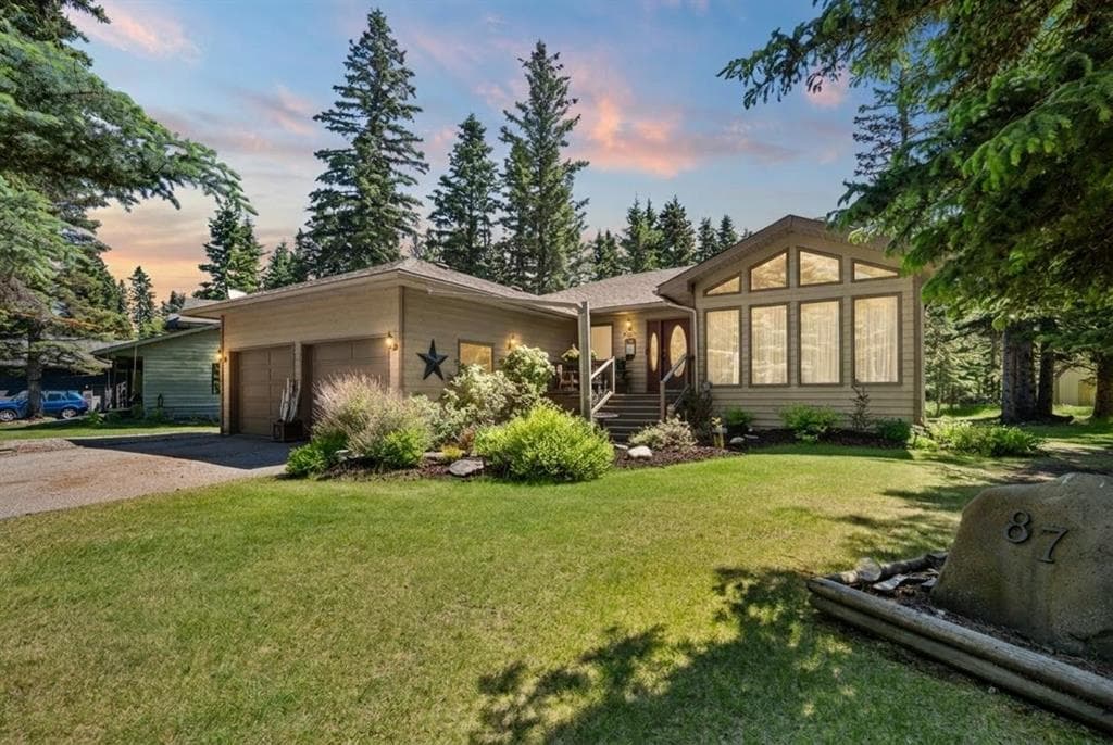 4-bed Detached for sale at 87 Manyhorses Drive, Rural Rocky View County