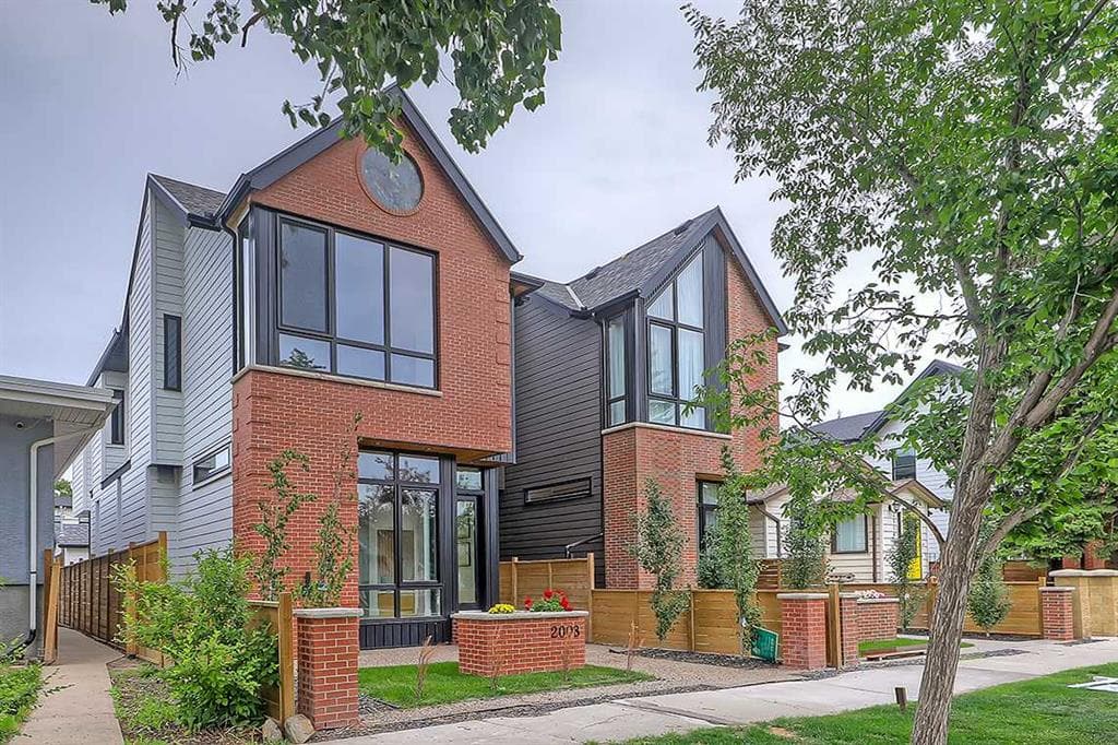 4-bed Detached for sale at 2008 8 Avenue SE, Calgary