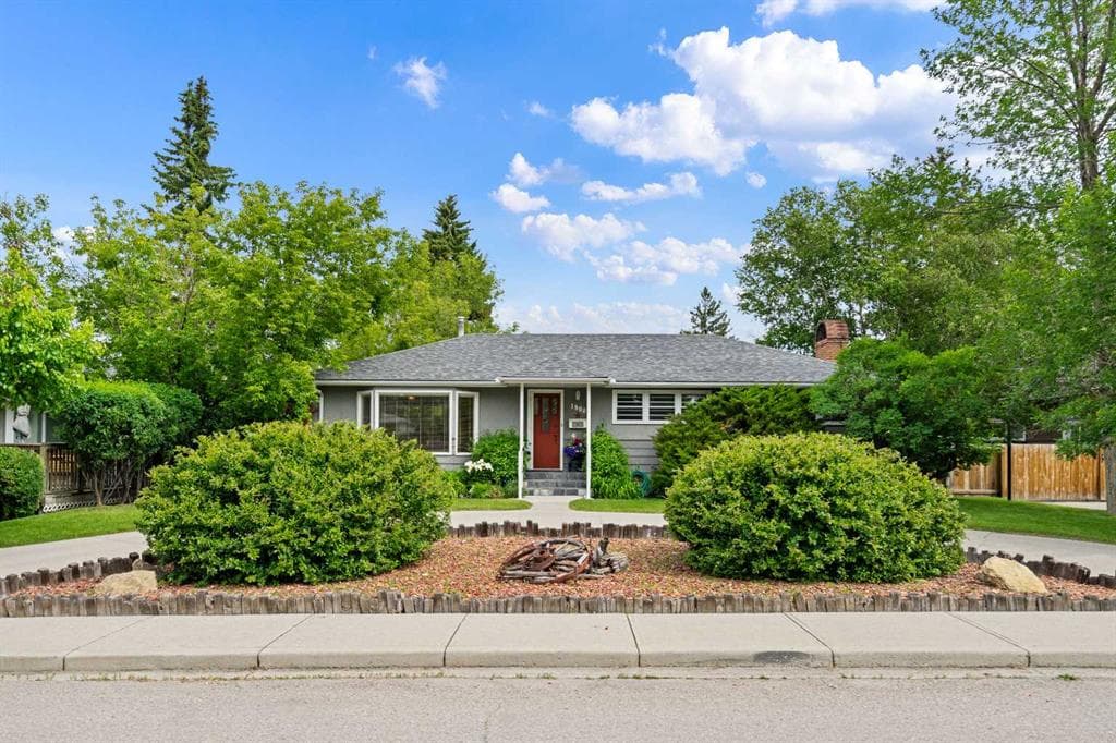 1908 Green Ridge Road SW — photo 1