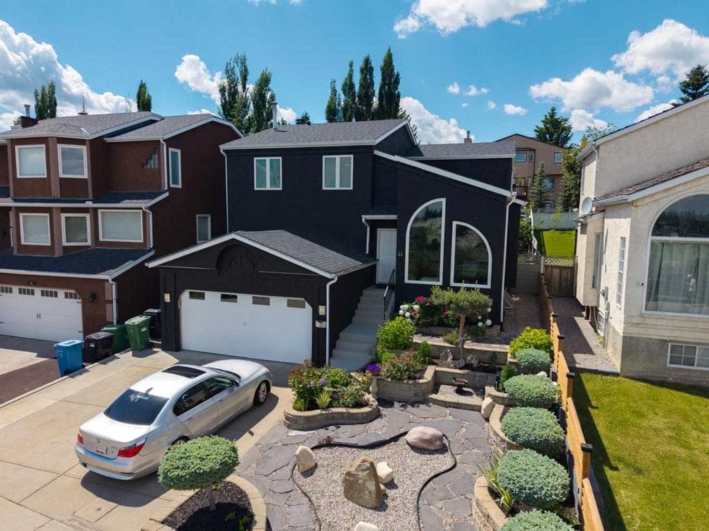 4-bed Detached for sale at 41 Sidon Crescent SW, Calgary