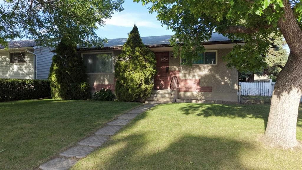 2-bed Detached for sale at 1424 Radisson Drive SE, Calgary