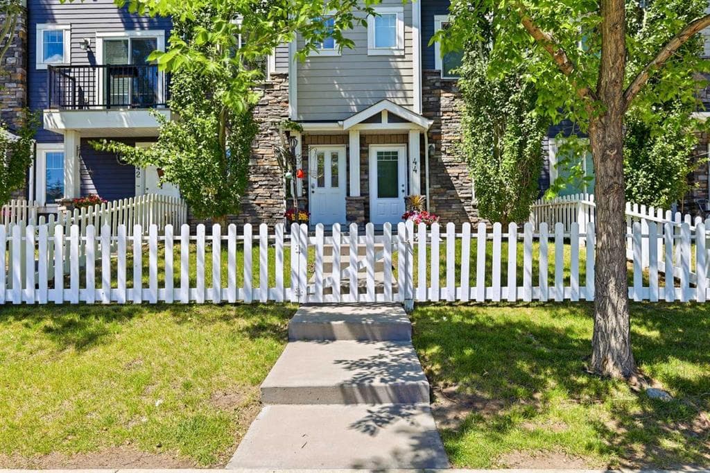 2-bed Townhouse for sale at 43, 300 Marina Drive, Chestermere