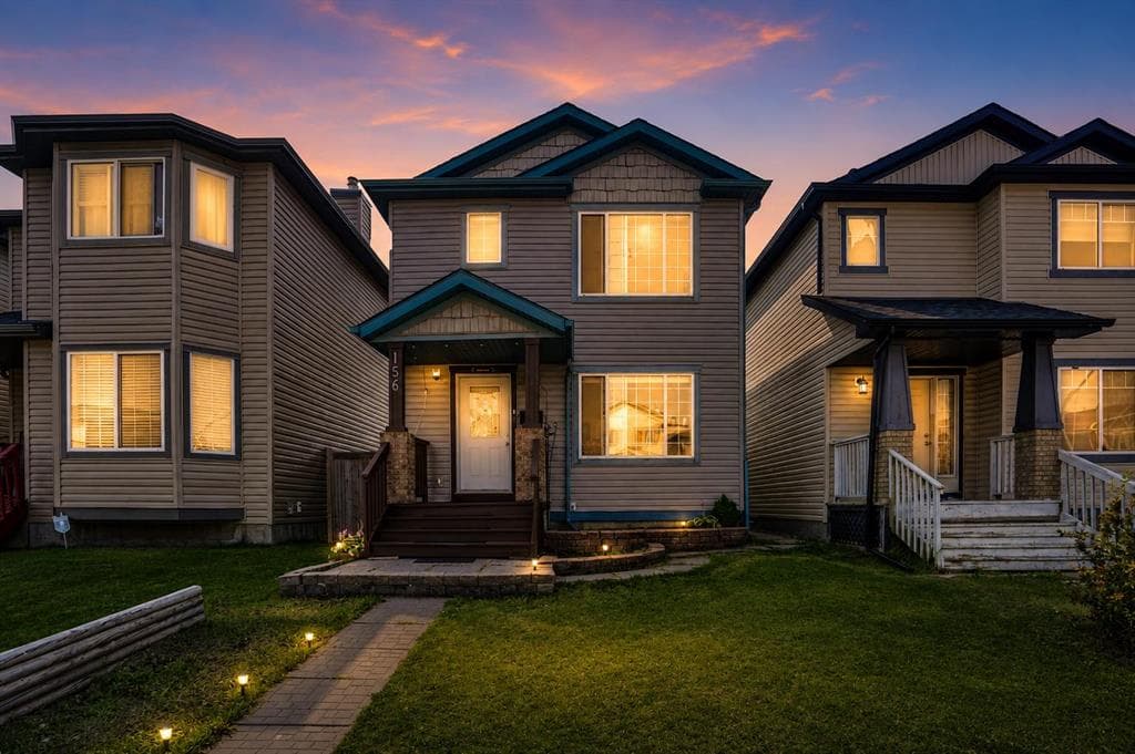 3-bed Detached for sale at 156 Saddlecrest Place NE, Calgary