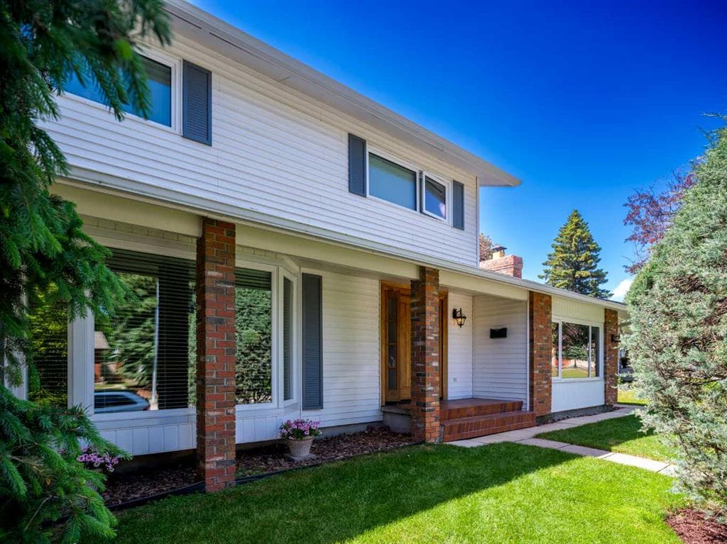 3-bed Detached for sale at 10723 Maplebend Drive SE, Calgary