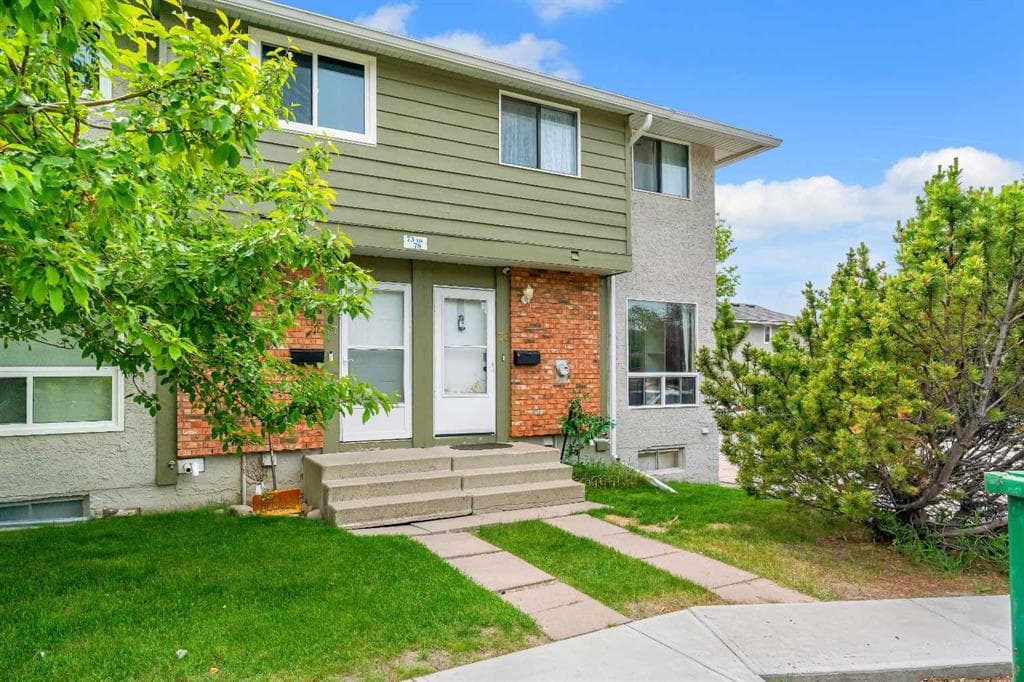 3-bed Townhouse for sale at 78, 6915 Ranchview Drive NW, Calgary