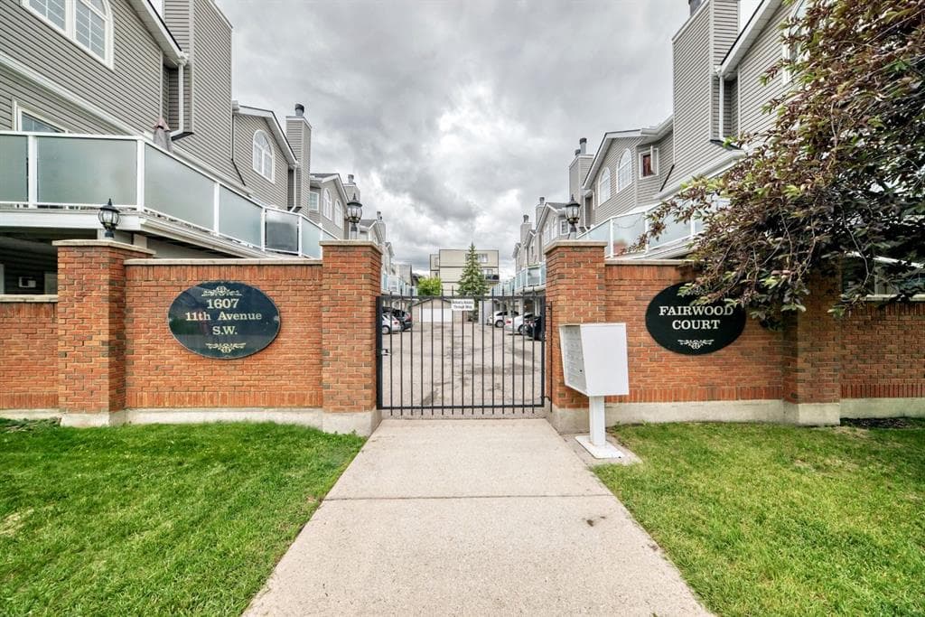 2-bed Townhouse for sale at 102, 1607 11 Avenue SW, Calgary