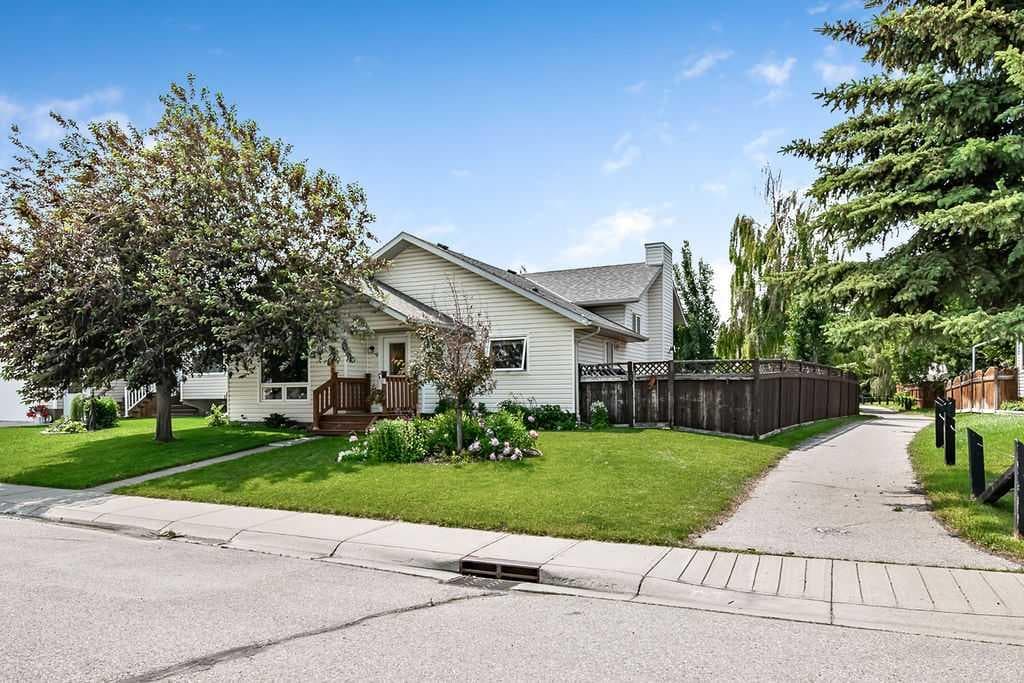 4-bed Detached for sale at 1001 17 Street SE, High River