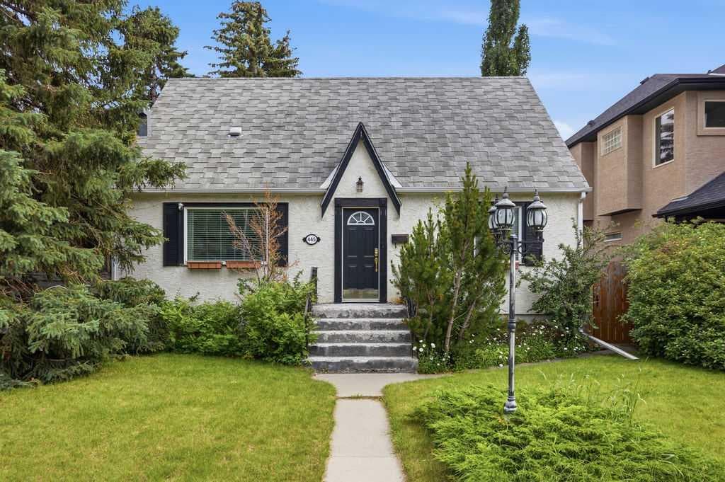 3-bed Detached for sale at 445 29 Avenue NW, Calgary