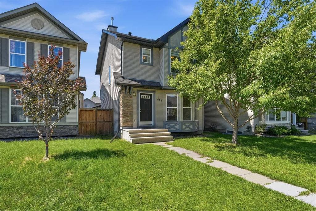 258 Cranberry Place SE — photo 1