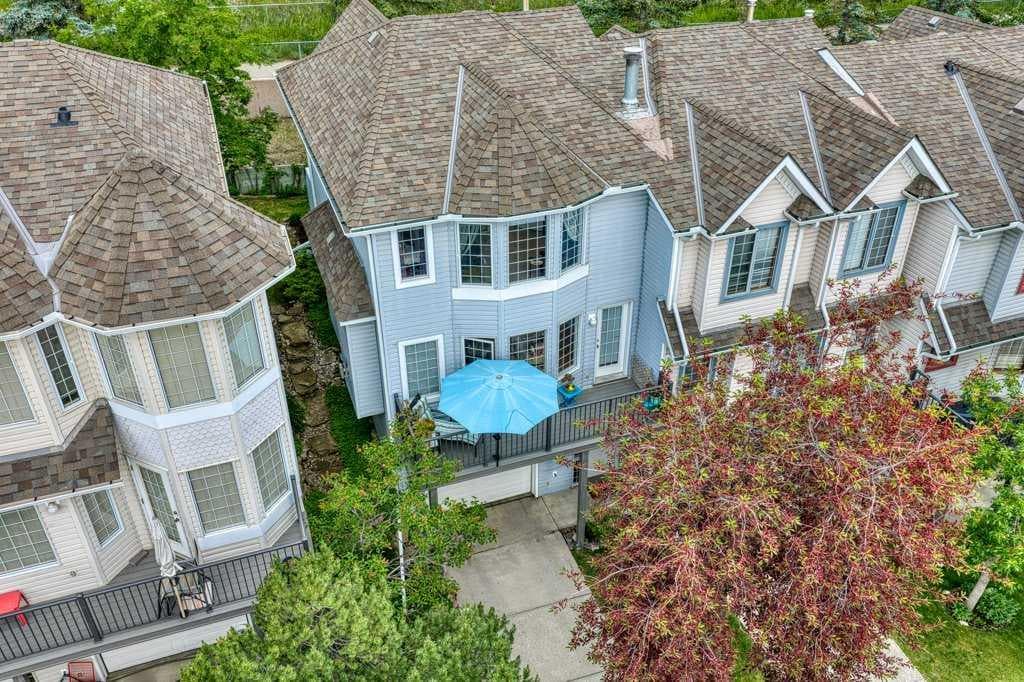 2-bed Townhouse for sale at 68 Patina Point SW, Calgary