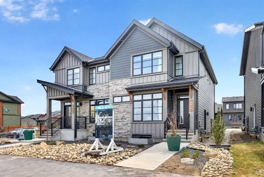 4-bed Semi-detached for sale at 7079 Rangeview Avenue SE, Calgary