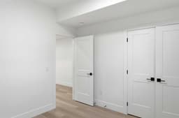 Thumbnail 33