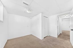 Thumbnail 36