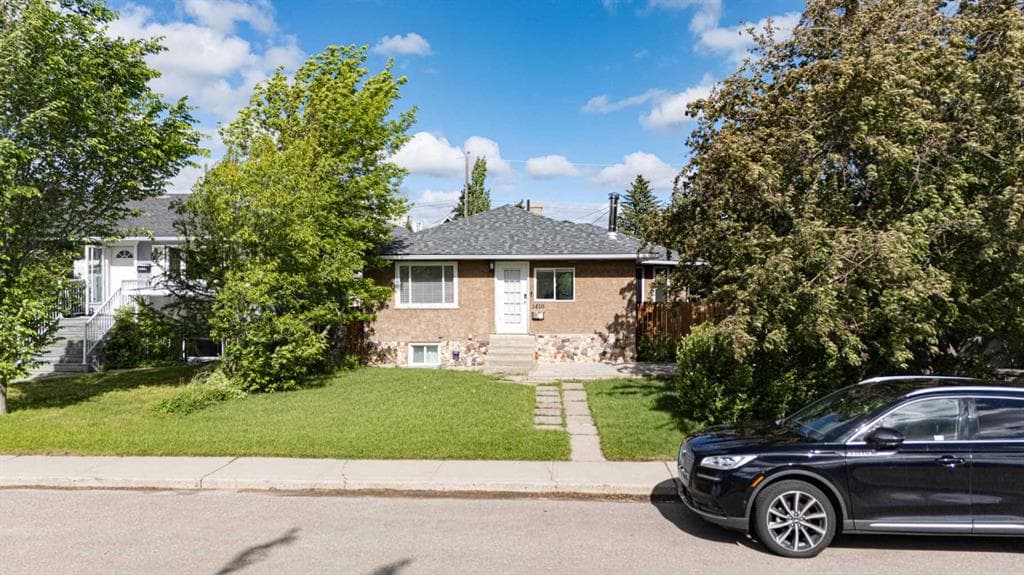 4-bed Detached for sale at 1410 42 Street SW, Calgary
