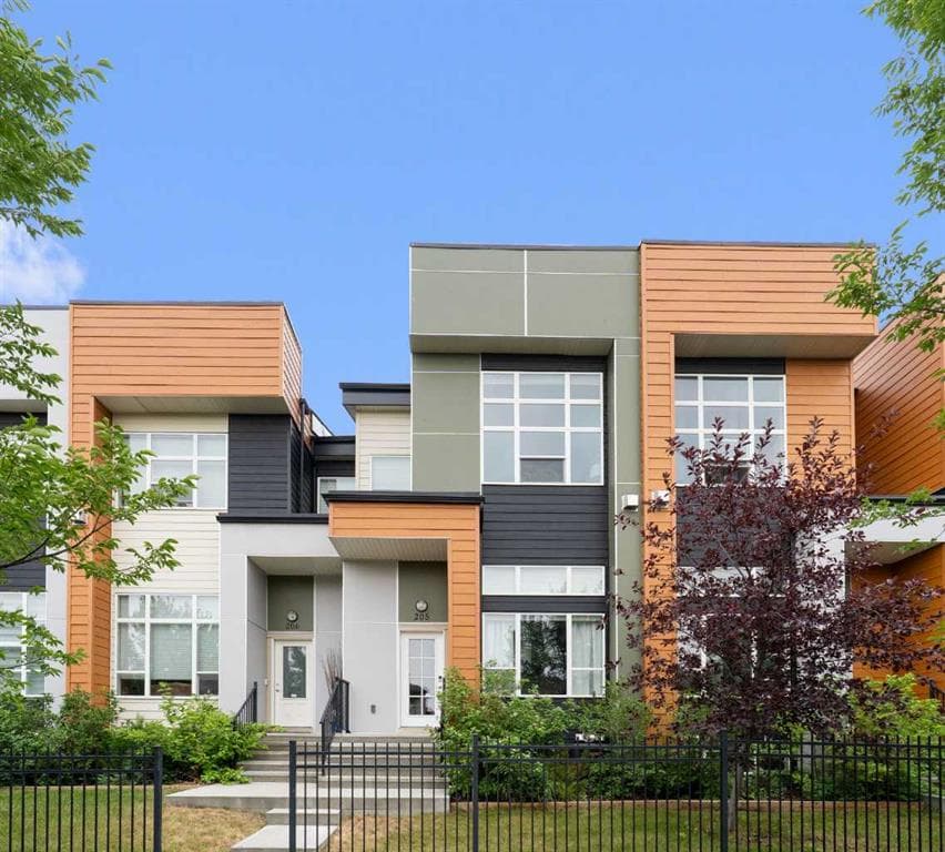 205, 1530 Bayside Avenue SW — photo 1